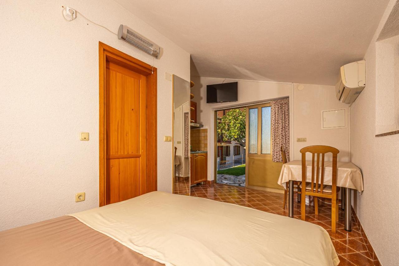 Apartments Francoise Crikvenica Exteriér fotografie